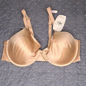 Hanes no show nude bra size 38D NWT